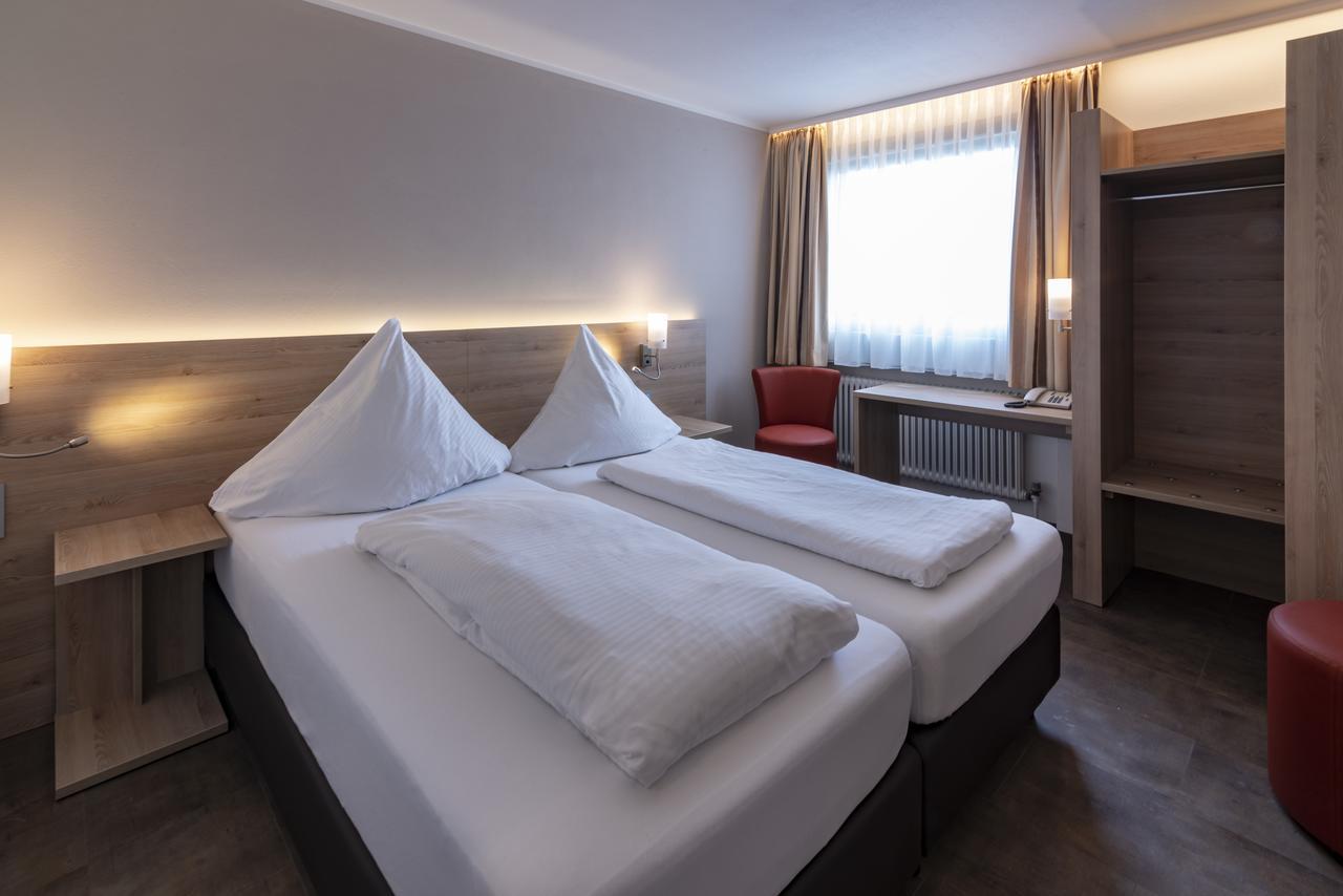 Hotel Pfefferburg Schönaich المظهر الخارجي الصورة